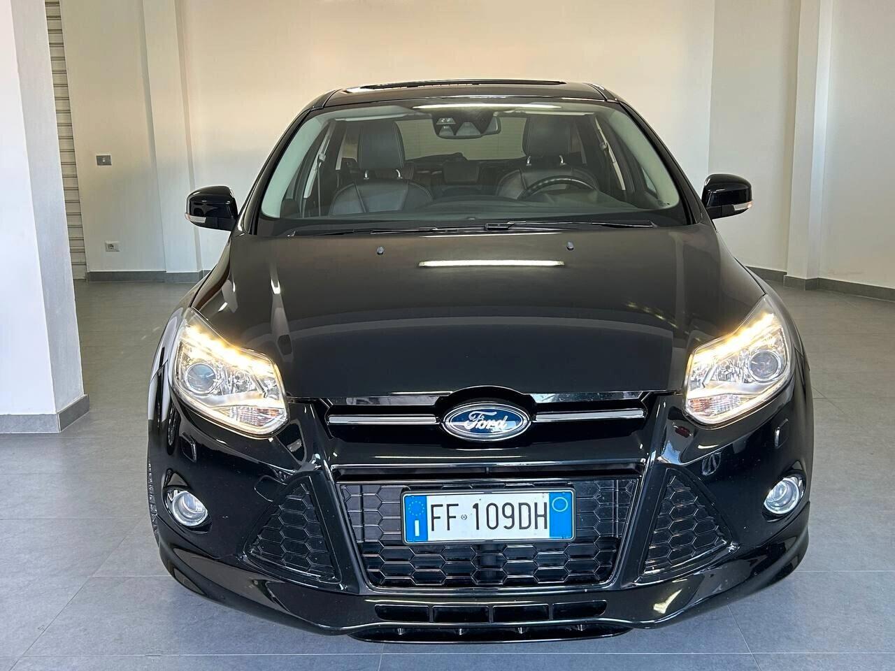 Ford Focus ST PACK - TETTO APRIBILE