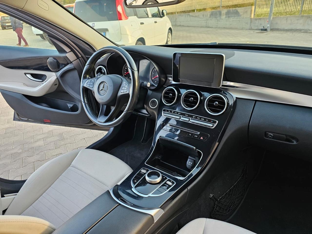MERCEDES C250 4MATIC 07/2015
