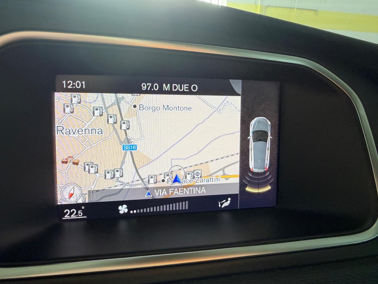 Volvo V40 D2 R-design euro6 2.0d 120cv