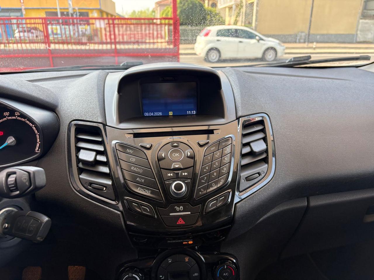 Ford Fiesta Titanium 1.5 TDCi AUTOCARRO DIS #10331