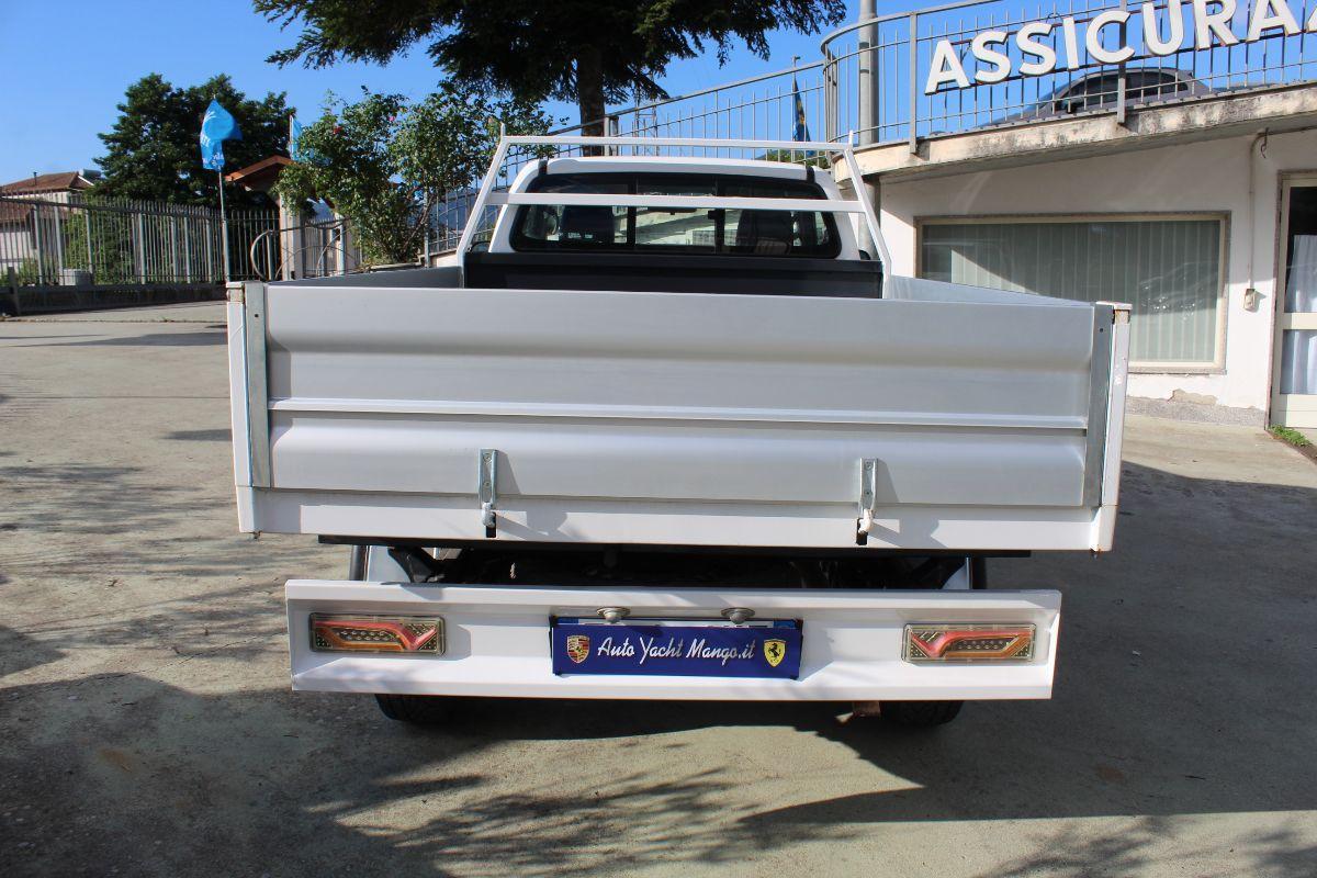 TOYOTA - Hilux 2.5 extra cab Activex 140cv Ribaltabile 4x2