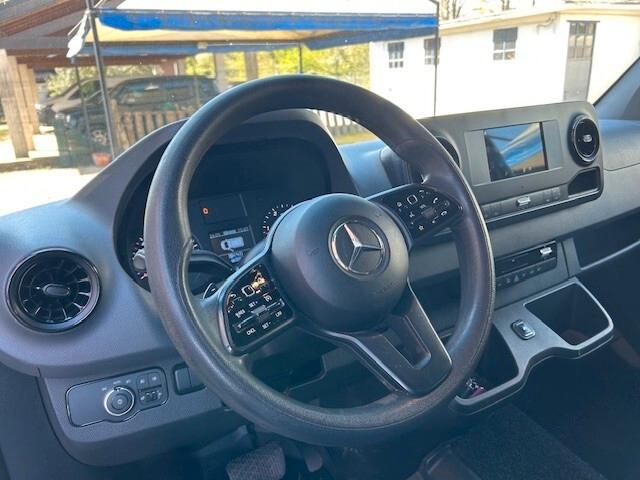 Mercedes-benz Sprinter K43/35 319 CDI RWD TA Tourer