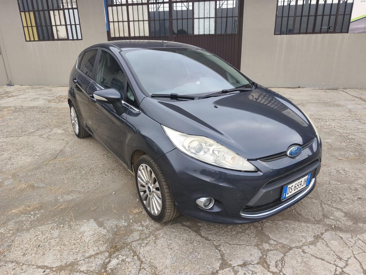 Ford Fiesta 1.4 TDCi 5p. Titanium