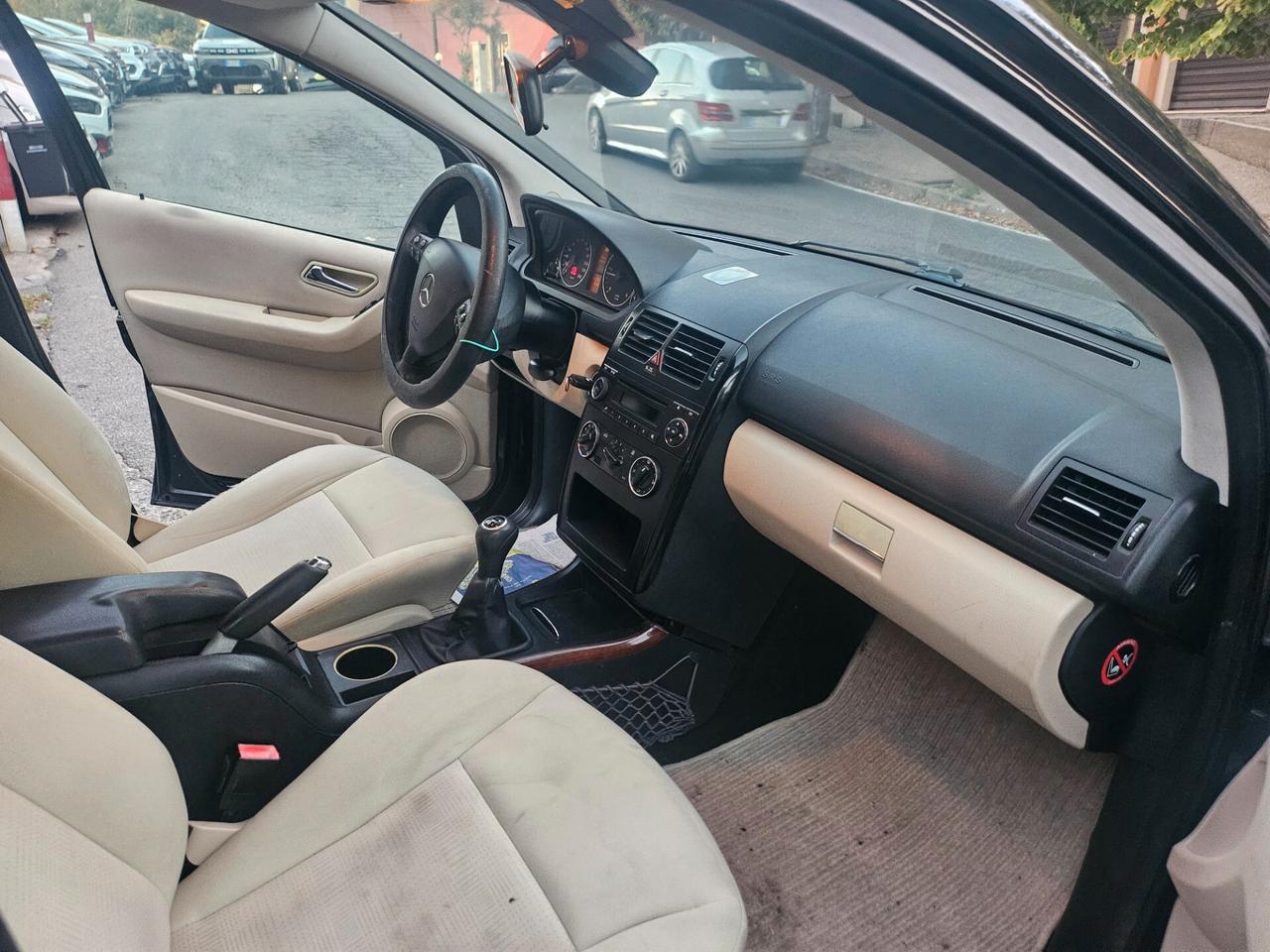 Mercedes-benz A 160 180 CDI Elegance 2010