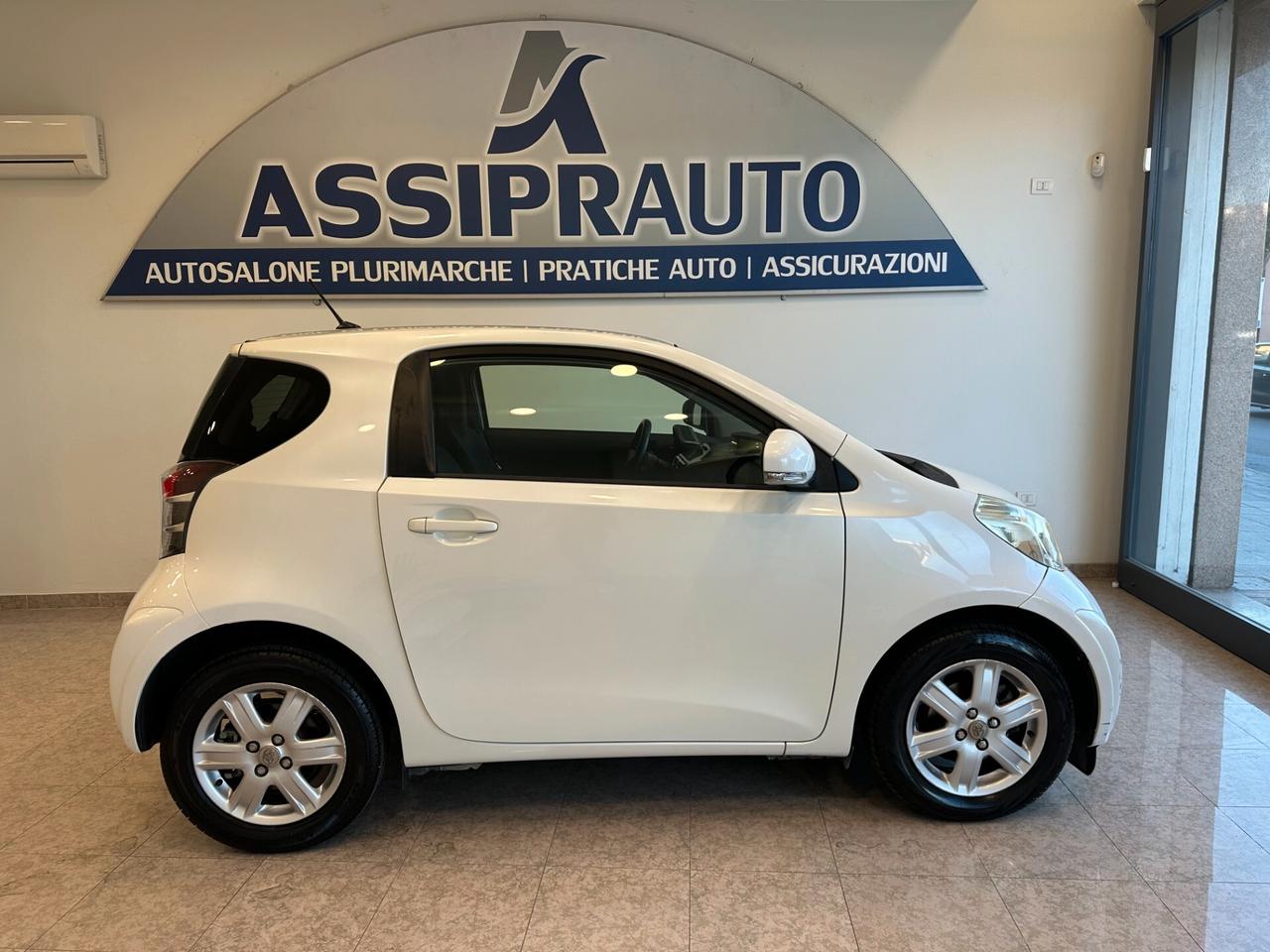 Toyota iQ 1.0 Multidrive **SOLO 78000KM**