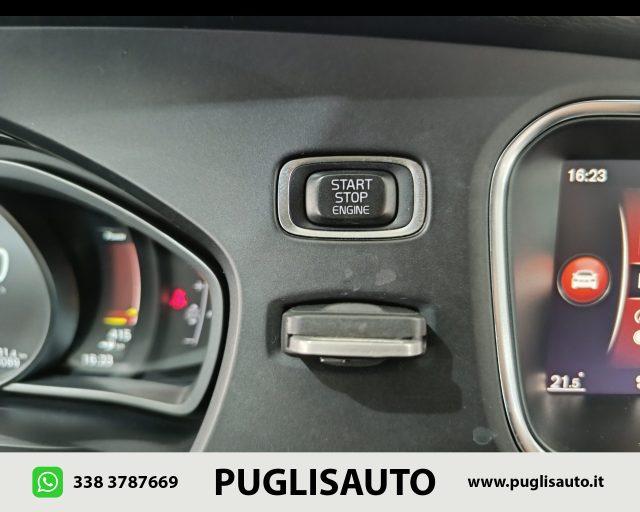 VOLVO V40 D2 Kinetic