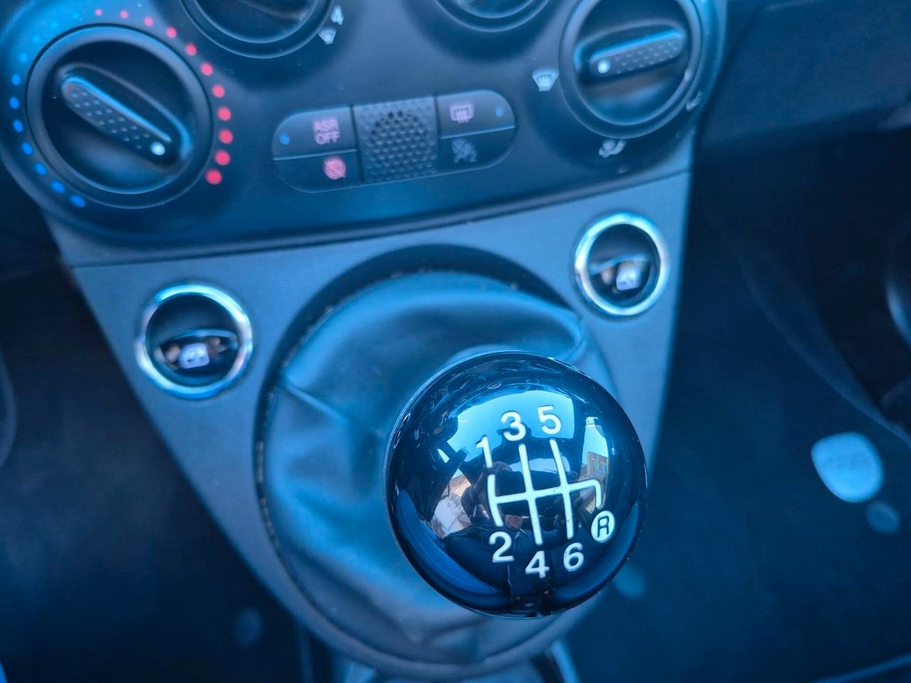 Fiat 500 C 1.0 Hybrid Dolcevita N-U-O-V-I-S-S-I-M-A----