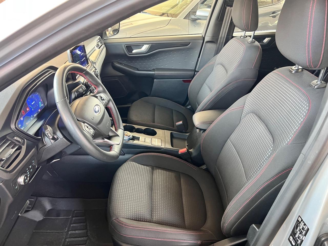 Ford Kuga 1.5 EcoBlue 120 CV aut. 2WD ST-Line X CINGHIA FATTA