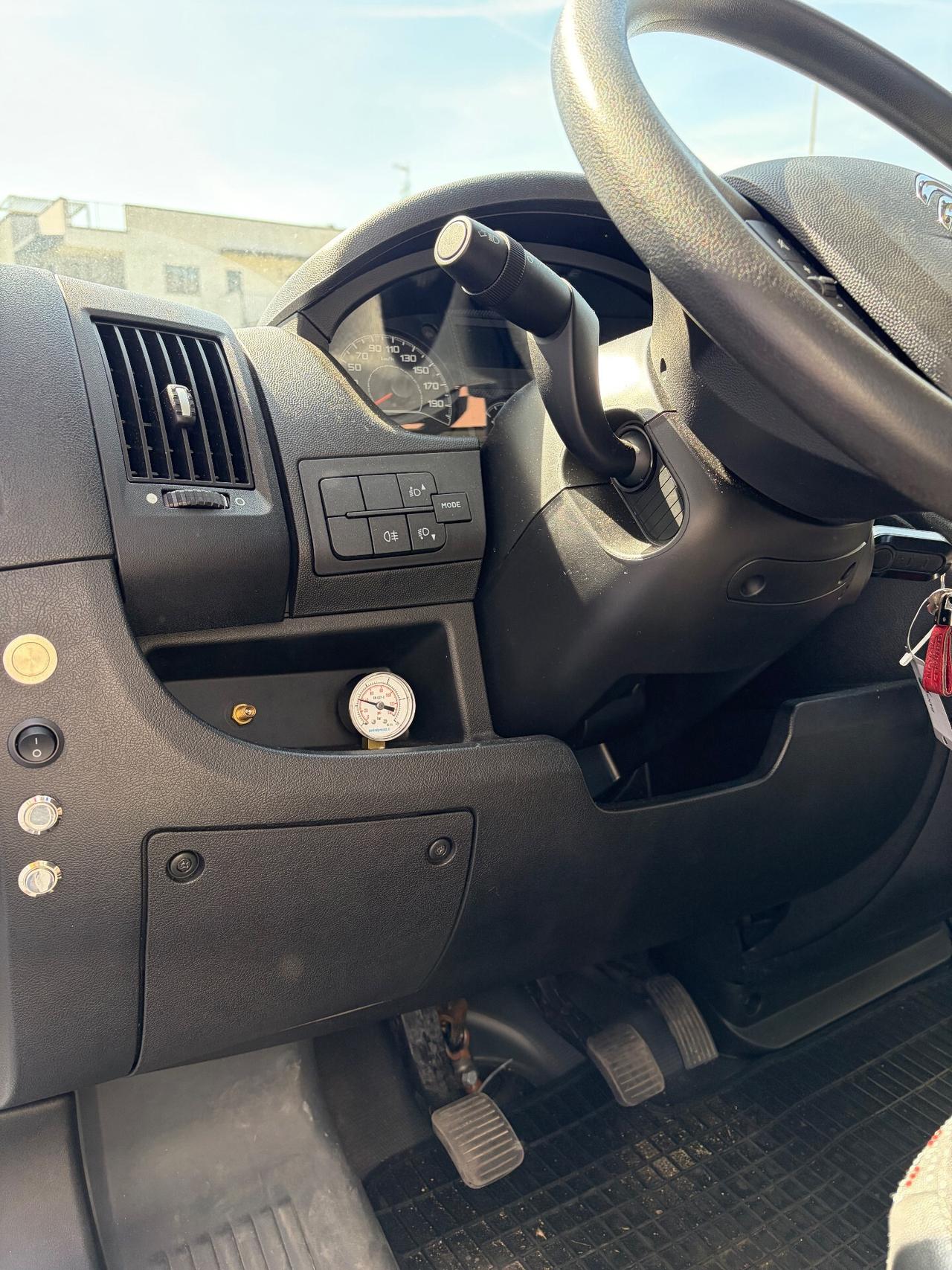 Citroen Jumper Carroattrezzi patente B