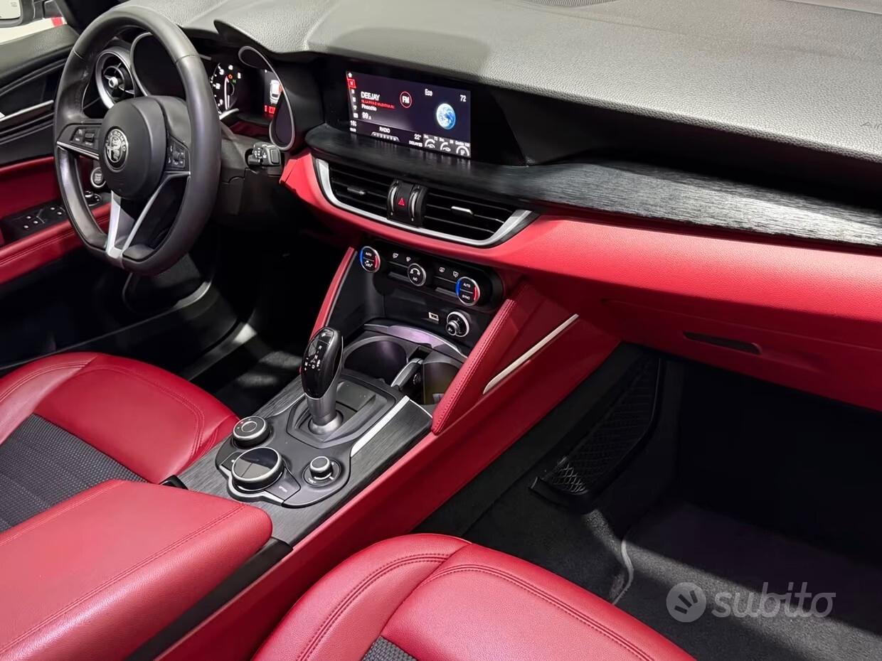 Alfa Romeo Stelvio 2.2 Turbodiesel 210 CV AT8 Q4 Business