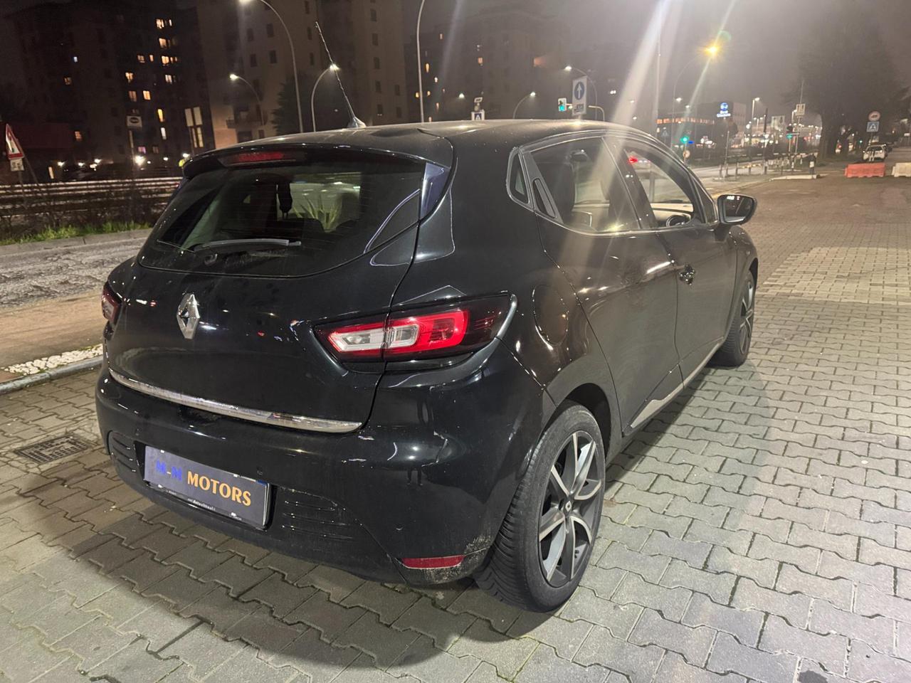 Renault Clio 5 Porte Clio 1.5 dci energy Intens 90cv edc **NEOPATENTATI**