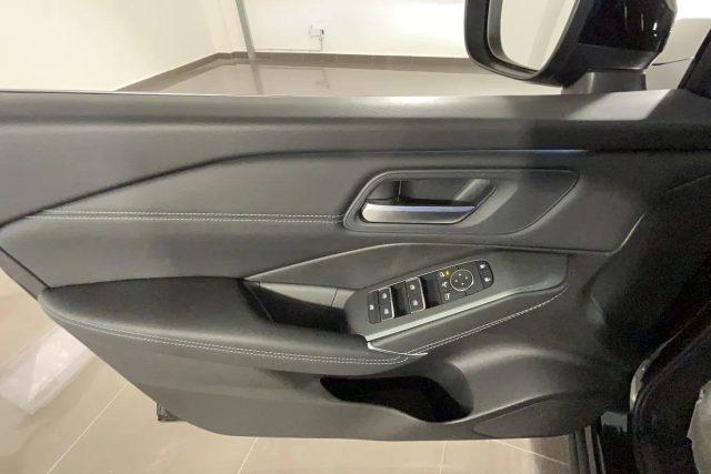 NISSAN Qashqai 1.3 MHEV 158 N-Connecta CVT