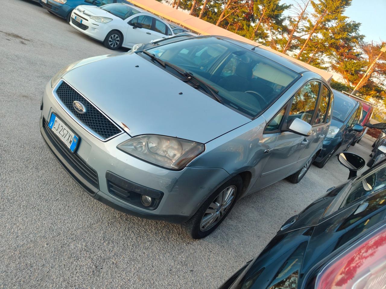 Ford C-Max 1.6 TDCi ghia GANCIO TRAINO