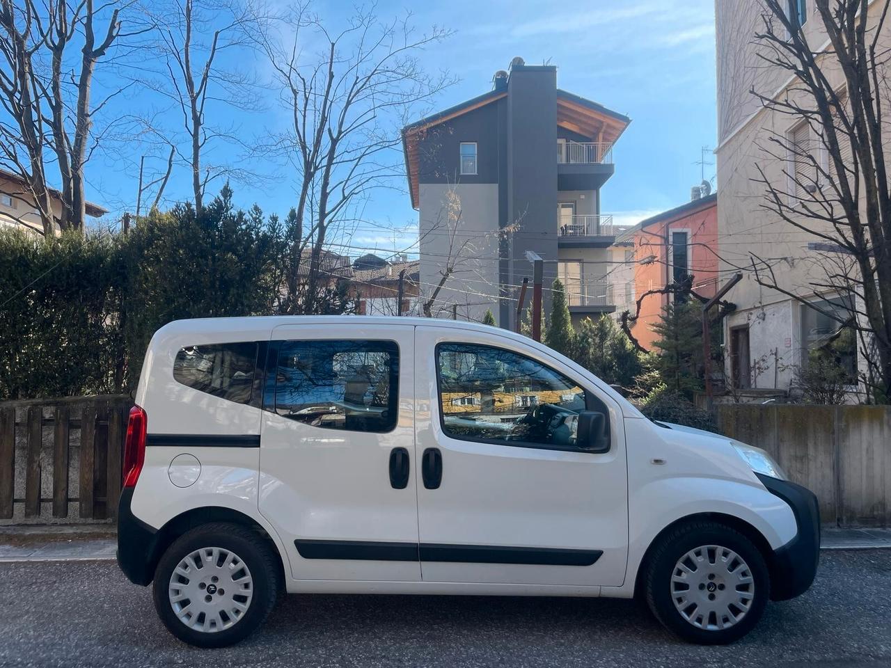 FIAT QUBO 1.3 MJT 75CV GANCIO - NEOPATENTATI