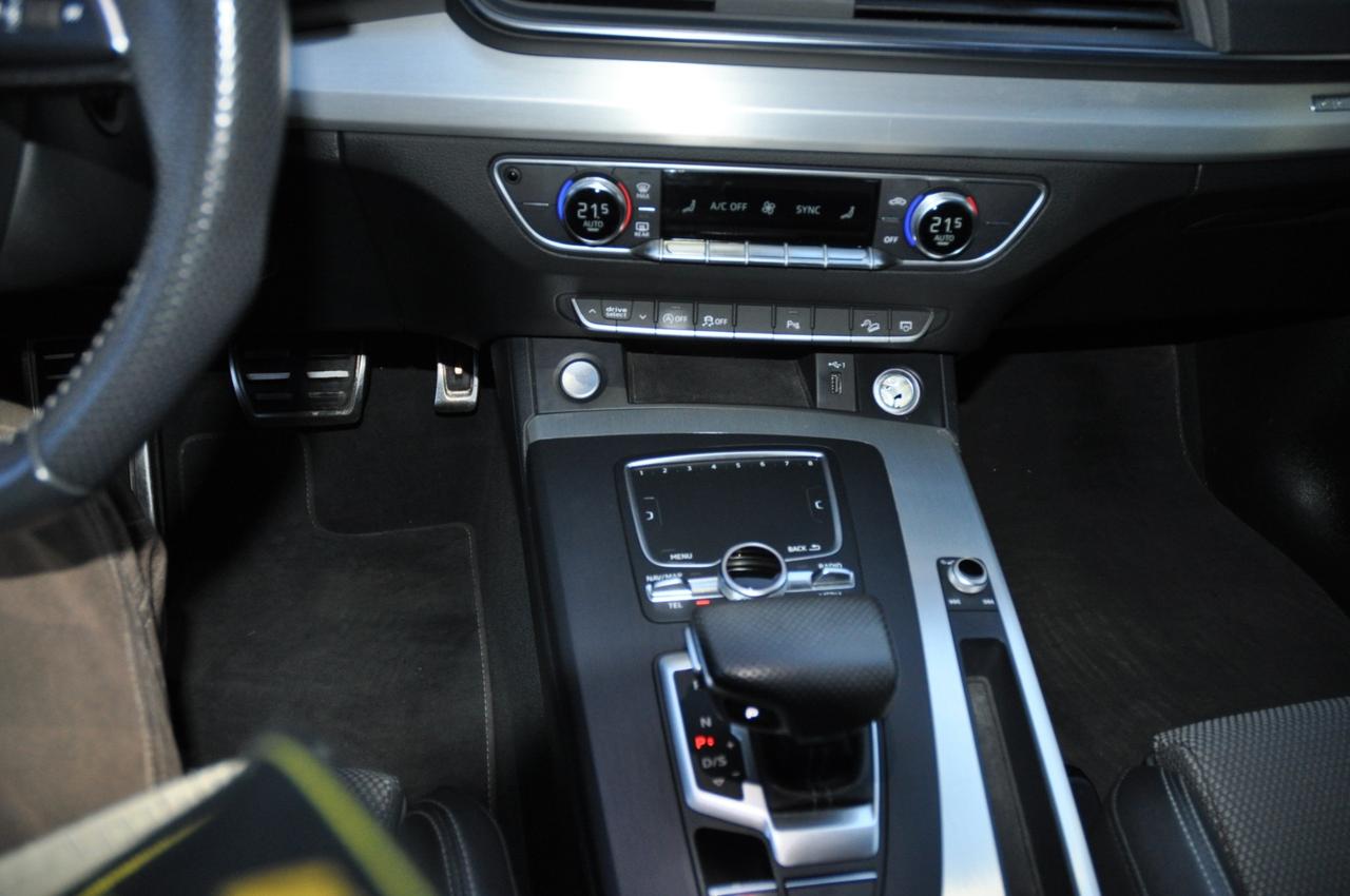 Audi Q5 40 TDI Quattro S tronic line plus