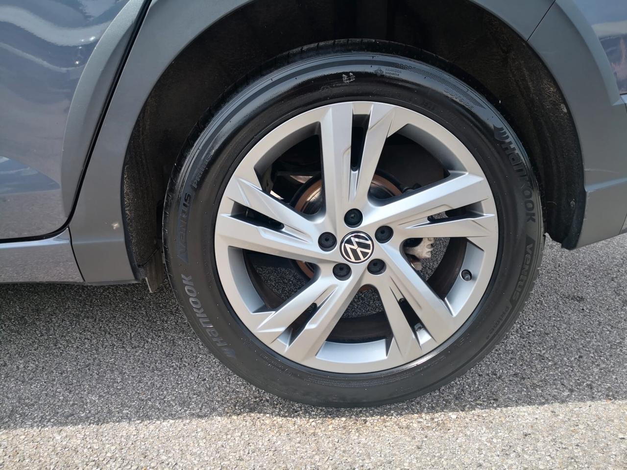 Volkswagen Taigo 1.0 TSI 110 CV R-Line ***TETTO***LED***CAR PLAY***