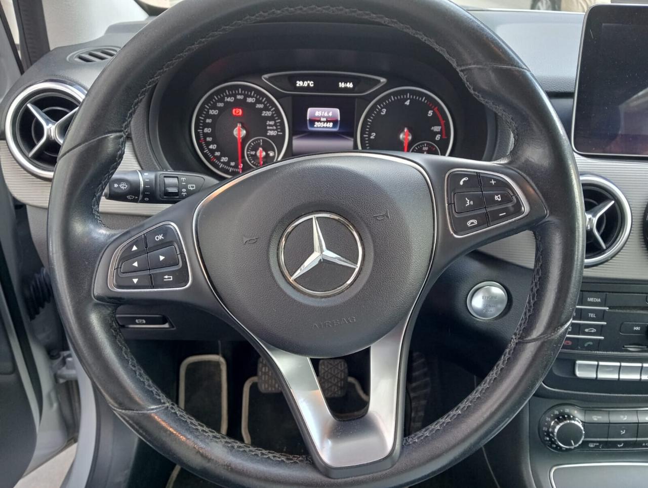 Mercedes-benz B 180 B 180 d Business