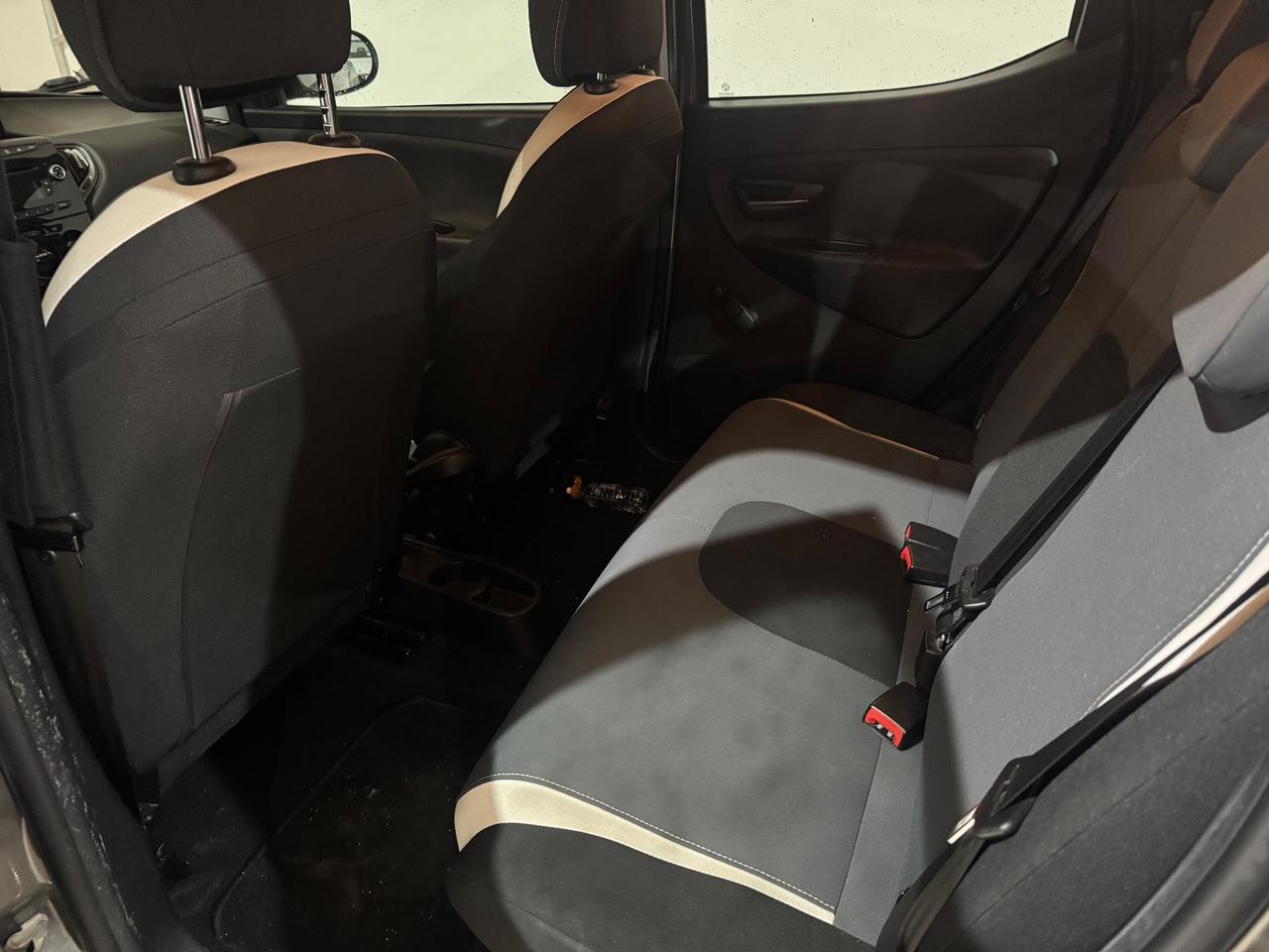 Lancia Ypsilon 1.3 MJT 16V 95 CV 5 porte S&S Gold