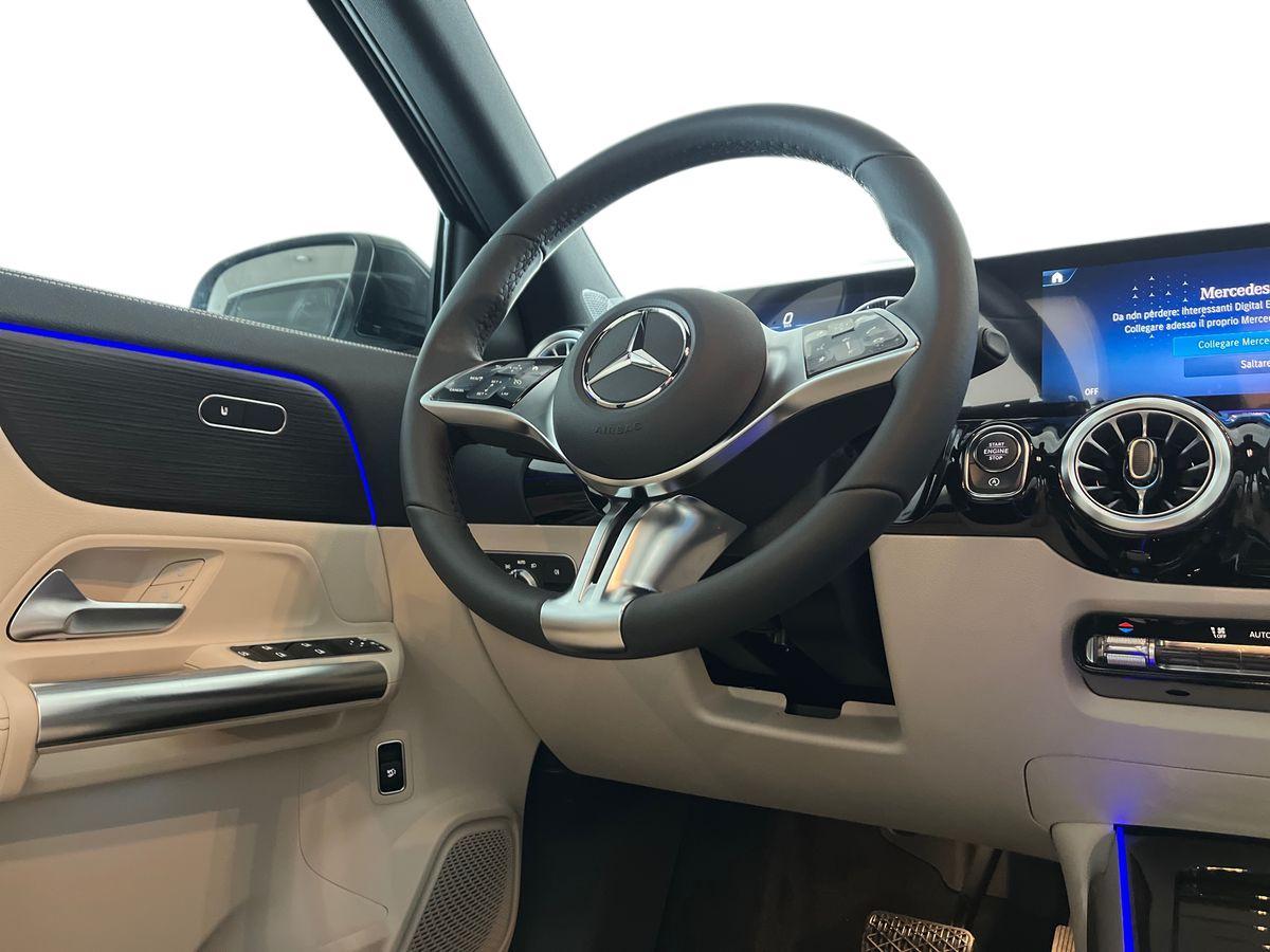 Mercedes-Benz GLA 200 d automatic