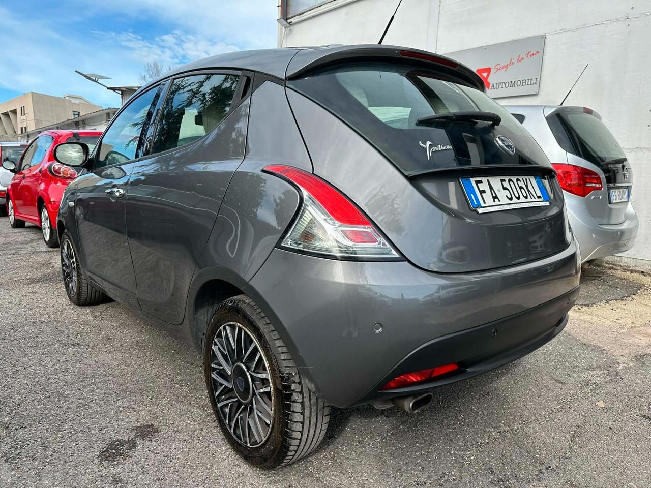 Lancia Ypsilon 1.3 MJT 16V 95 CV 5 porte S&S Gold