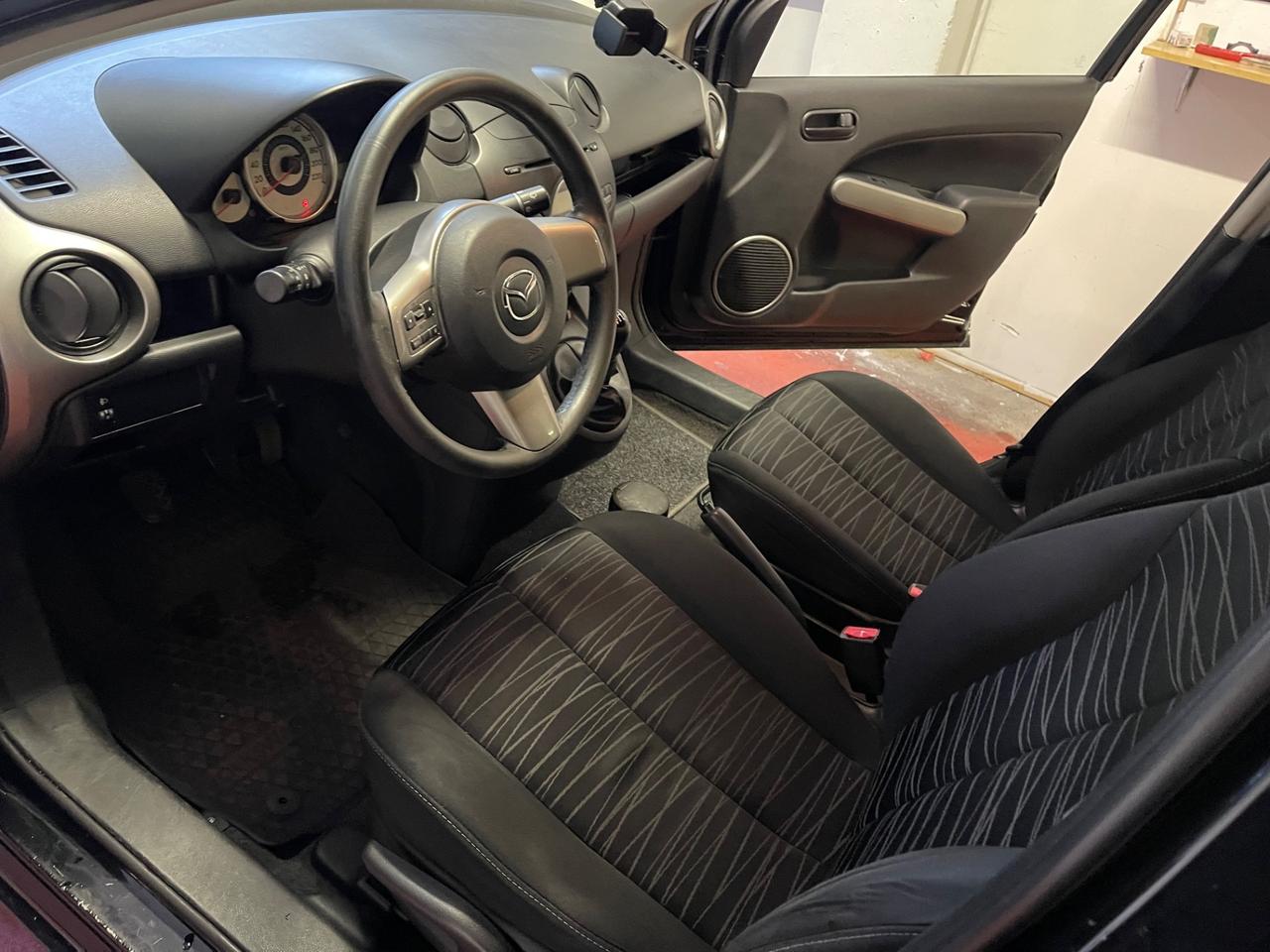 Mazda 2 Mazda2 1.3 16V 75CV 5p. Easy