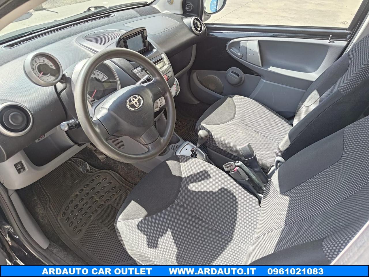 Toyota Aygo 1.0 automatica 5 porte 70 cv