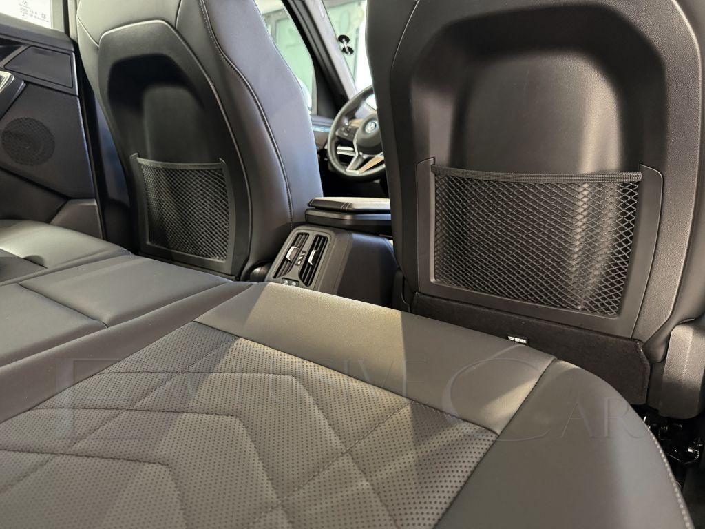 BMW - iX1 - xDrive 20 xLine