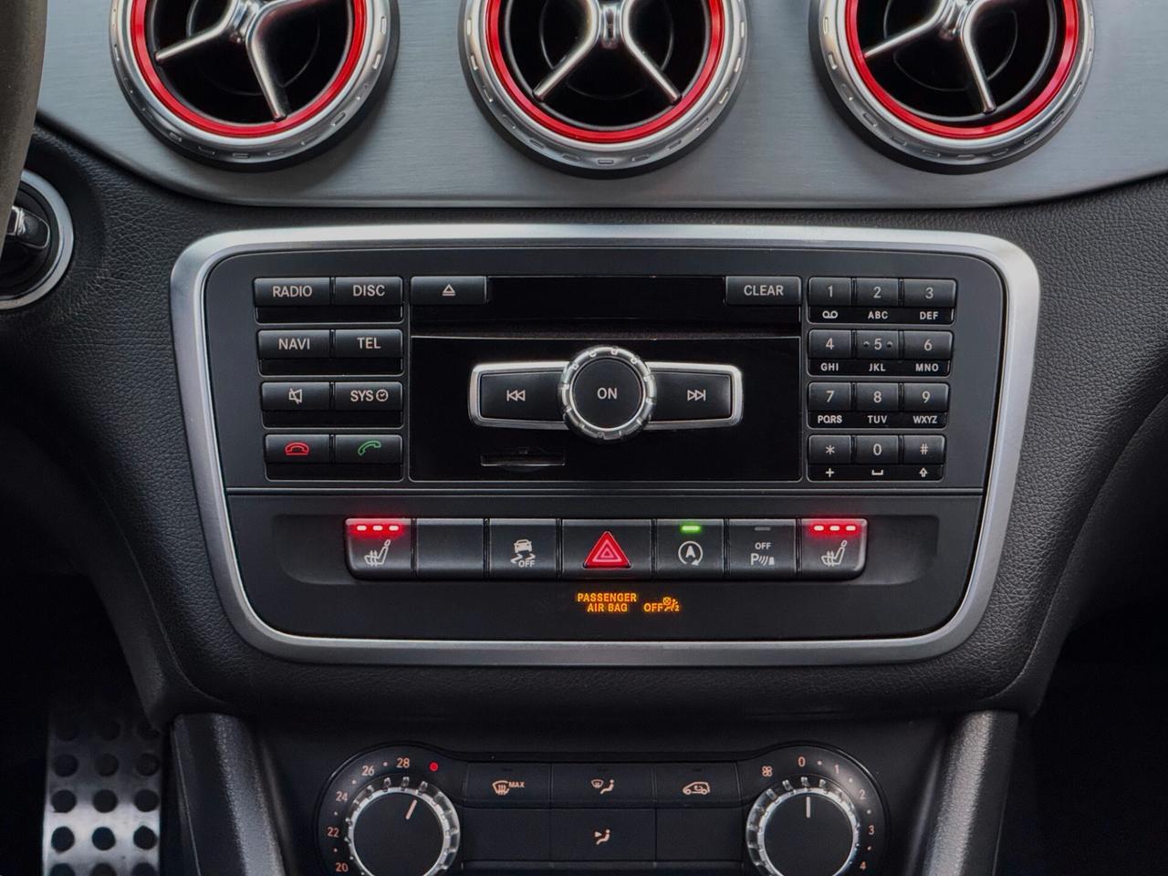 Mercedes-Benz GLA 45 AMG 4 MATIC 360CV CAM