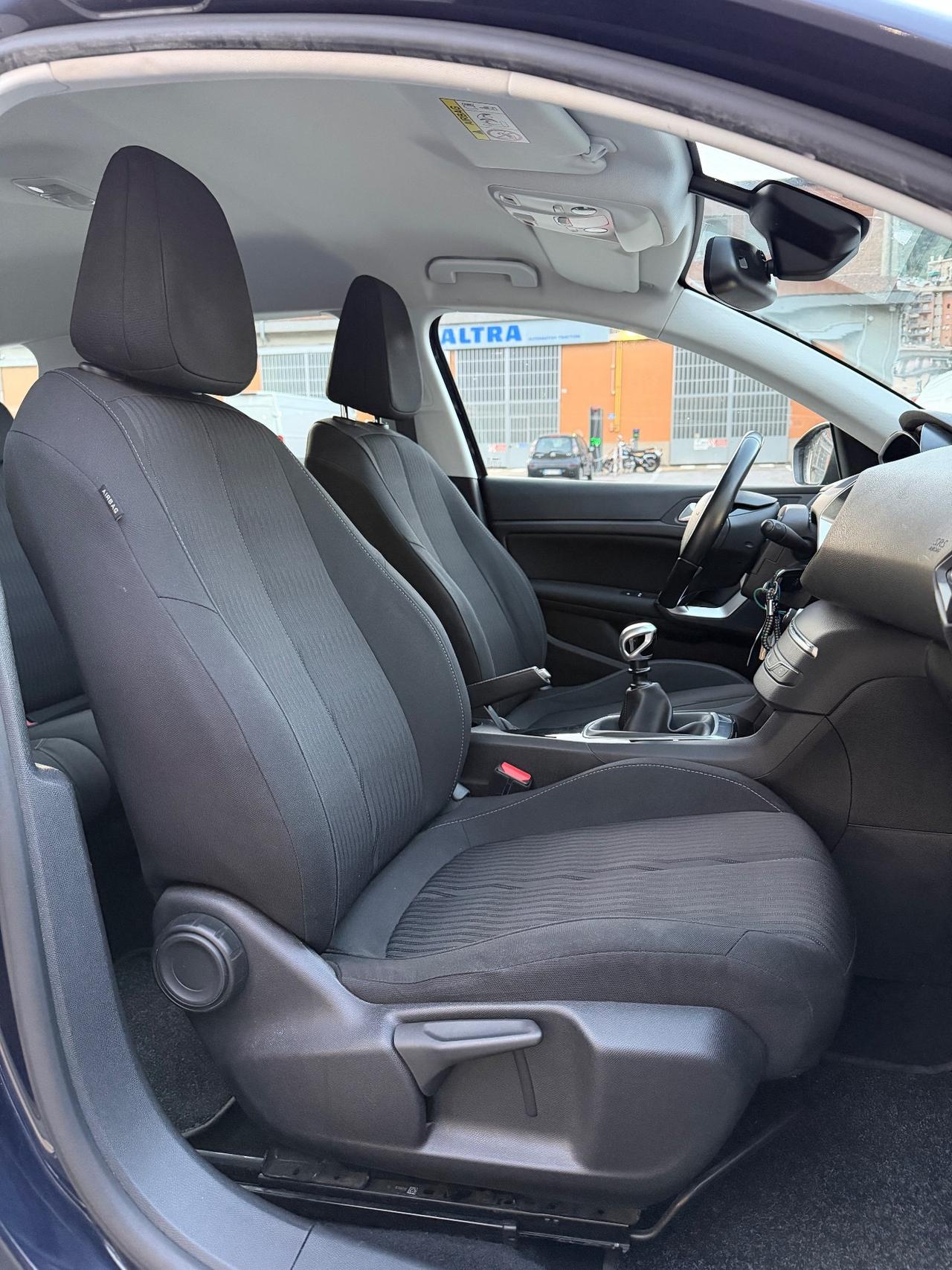Peugeot 308 BlueHDi 120 CV / EURO 6