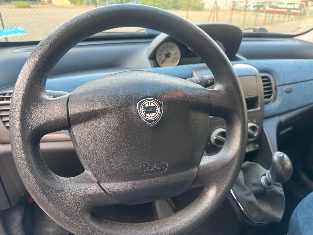Lancia Ypsilon 1.2 16V Oro 120000km
