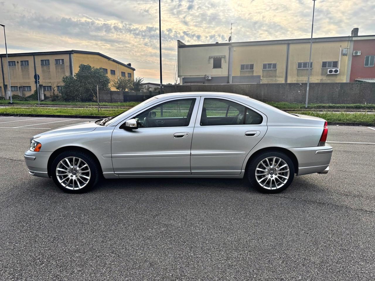 Volvo S60 2.4 D5 Style 163cv