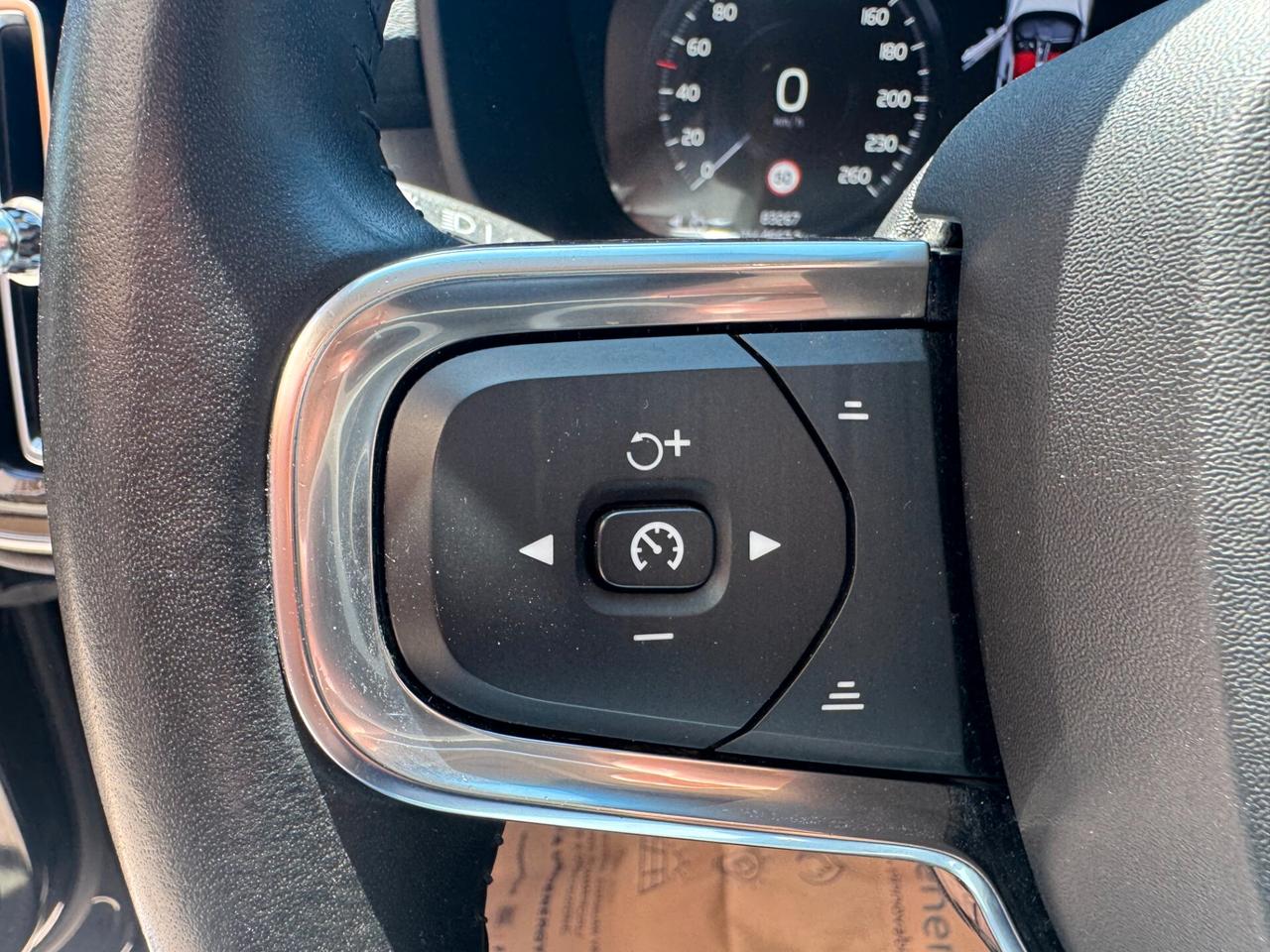 Volvo XC40 D3 AWD Momentum