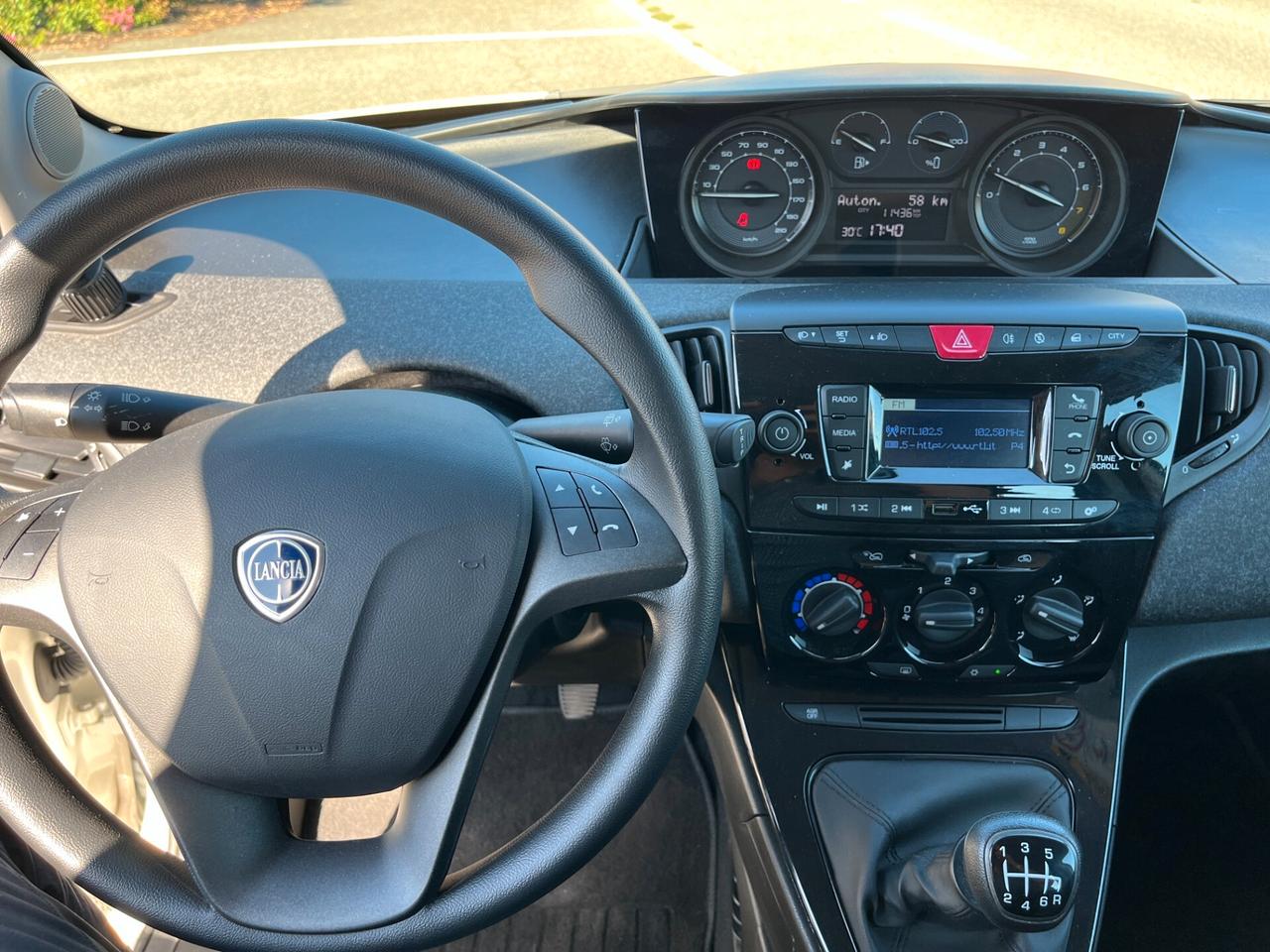 Lancia Ypsilon 1.0 hybrid firefly - 10.000km