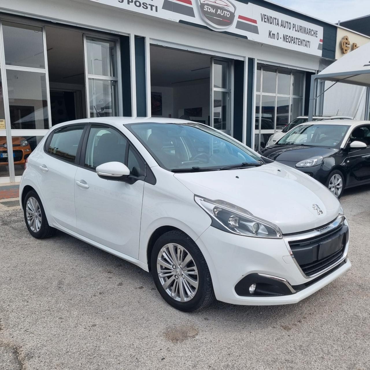 Peugeot 208 82CV 5 porte Active