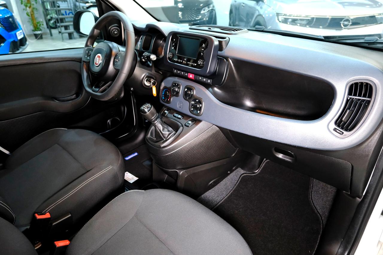 Fiat Panda Cross 1000 HYBRID 70cv CARPLAY