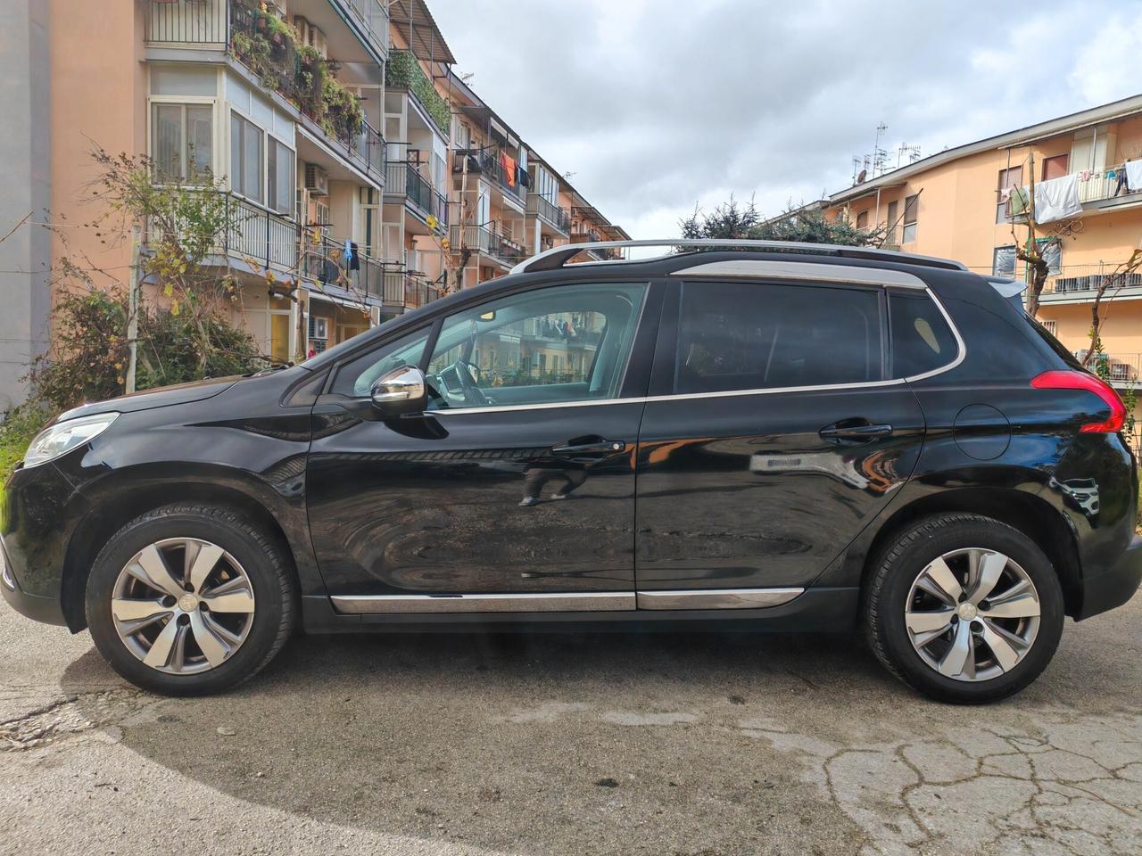 Peugeot 2008 1.6 HDi NUOVA E FULL