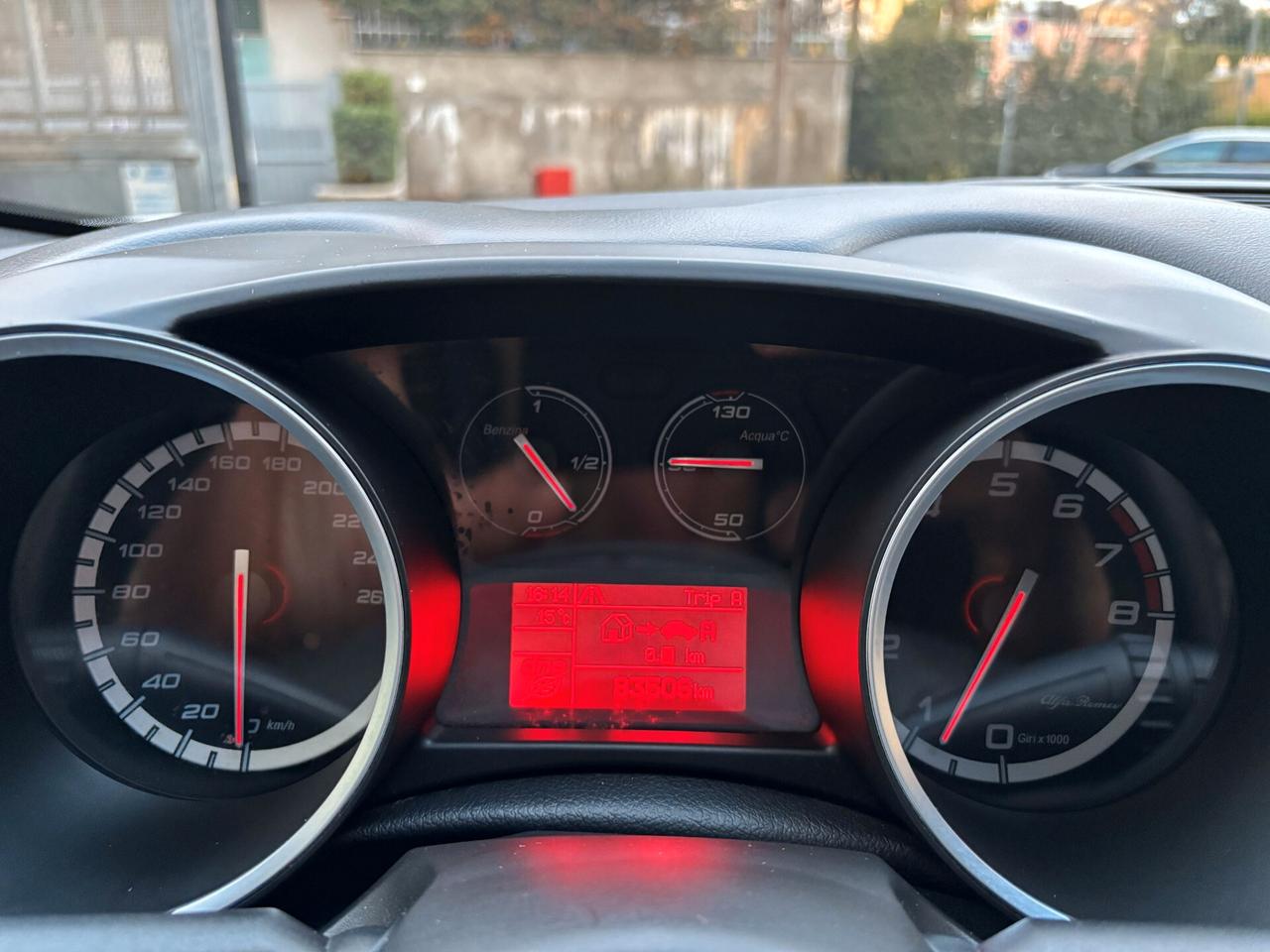 Alfa Romeo Giulietta 1.4 Turbo 120 CV Distinctive TETTO PANORAMICO APRIBILE