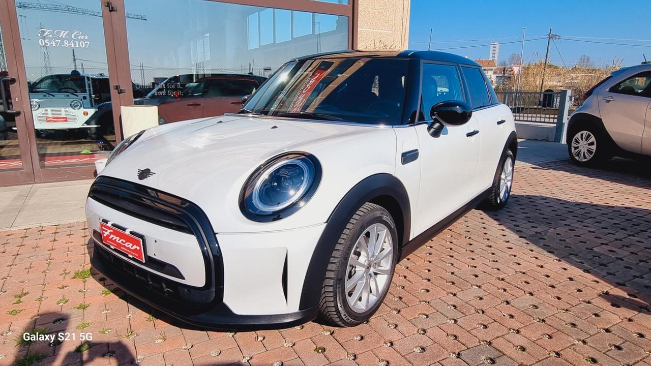 Mini Cooper MINI Cooper 5 PORTE 1.5 AUT PELLE RETROC NAVI SED. SPORT.