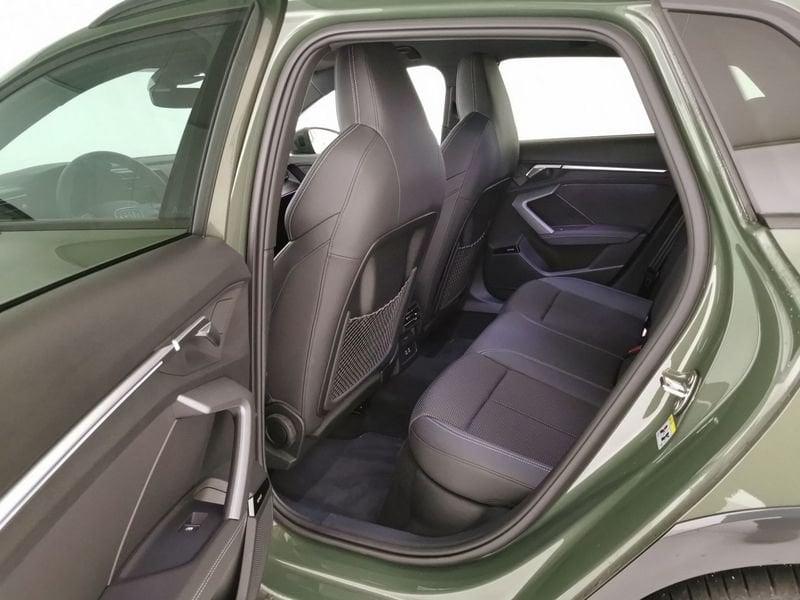 Audi A3 allstreet 35 2.0 tdi Identity Contrast s-tronic