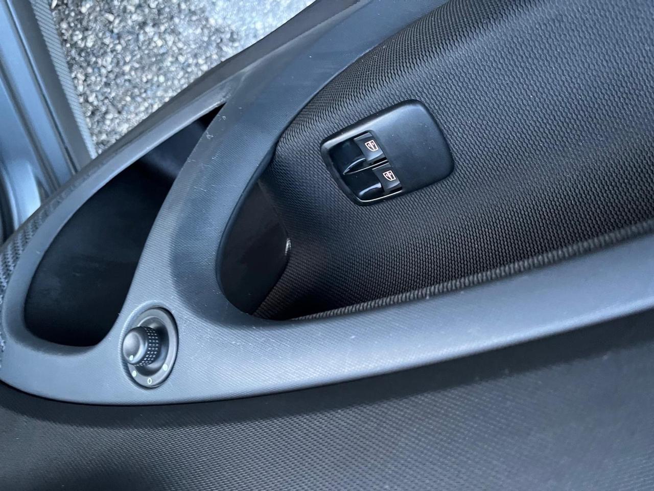 Smart fortwo brabus cabrio/xclu-km 64000-2017