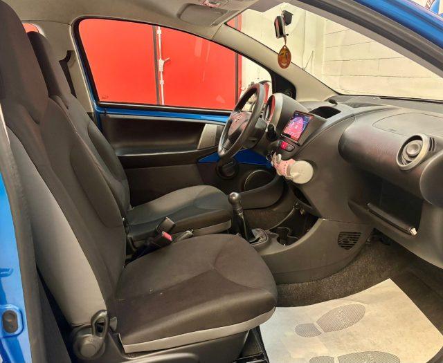 TOYOTA Aygo 1.0 12V VVT-i 3 porte Active Connect *NEOPATENTATI