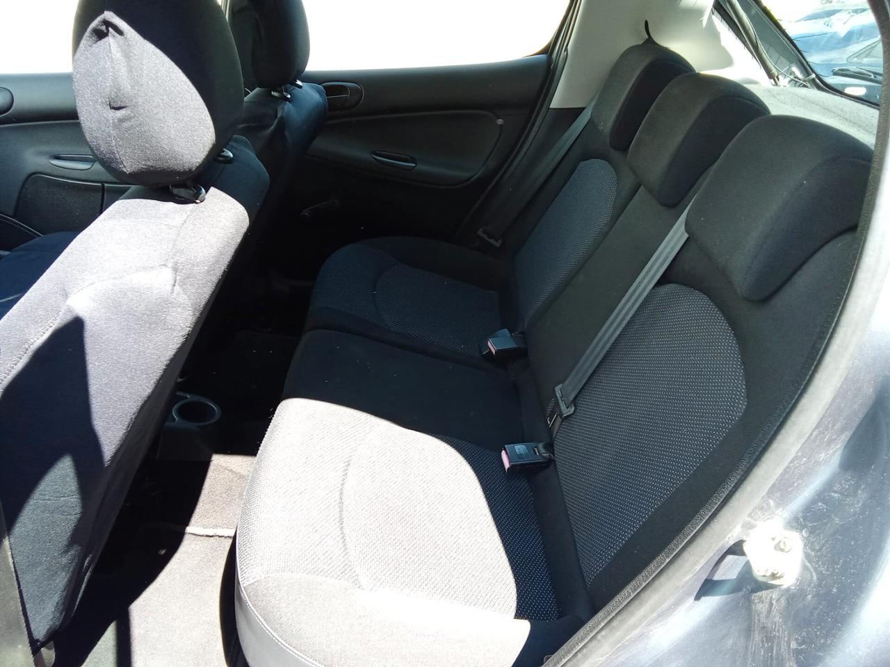 Peugeot 206 Plus 1.1 60CV 5p. ONE Line