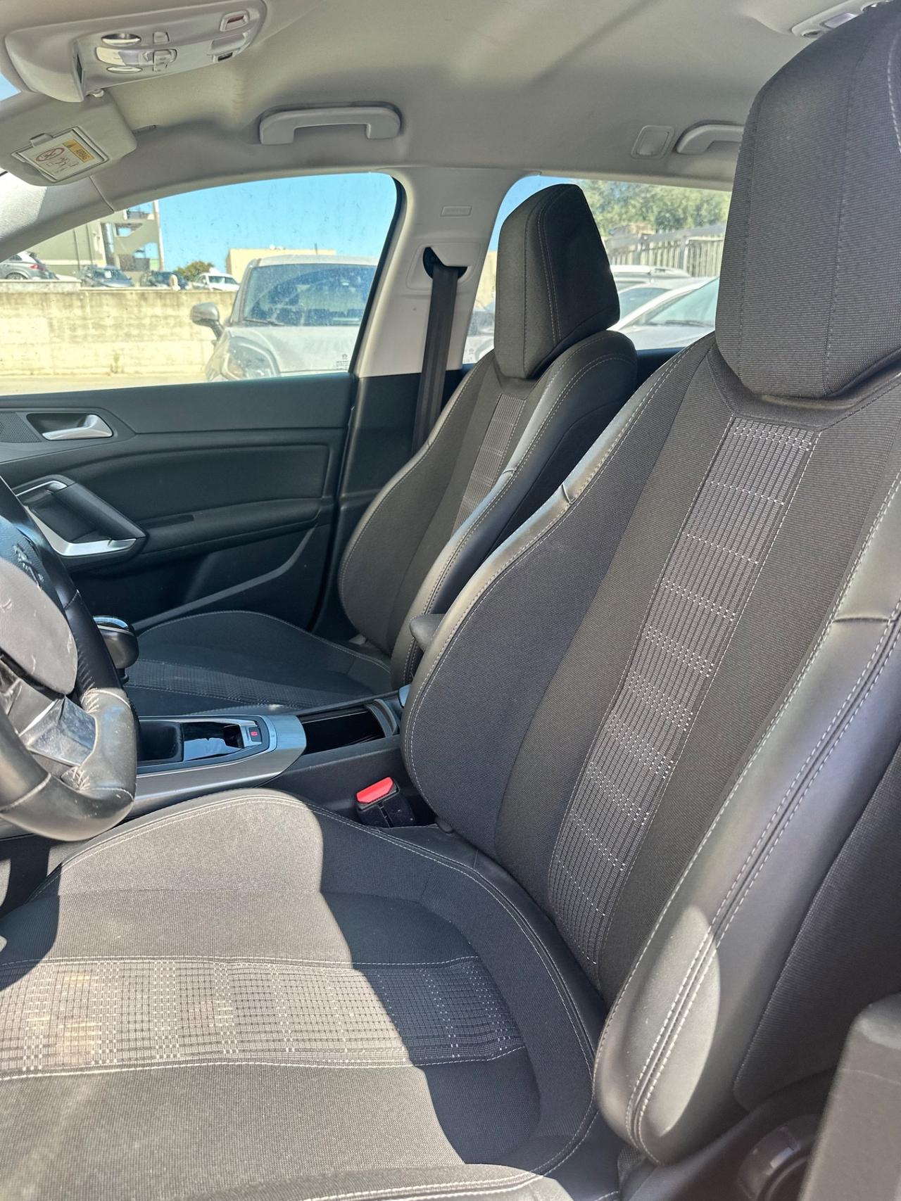 Peugeot 308 BlueHDi 130 S&S SW Business