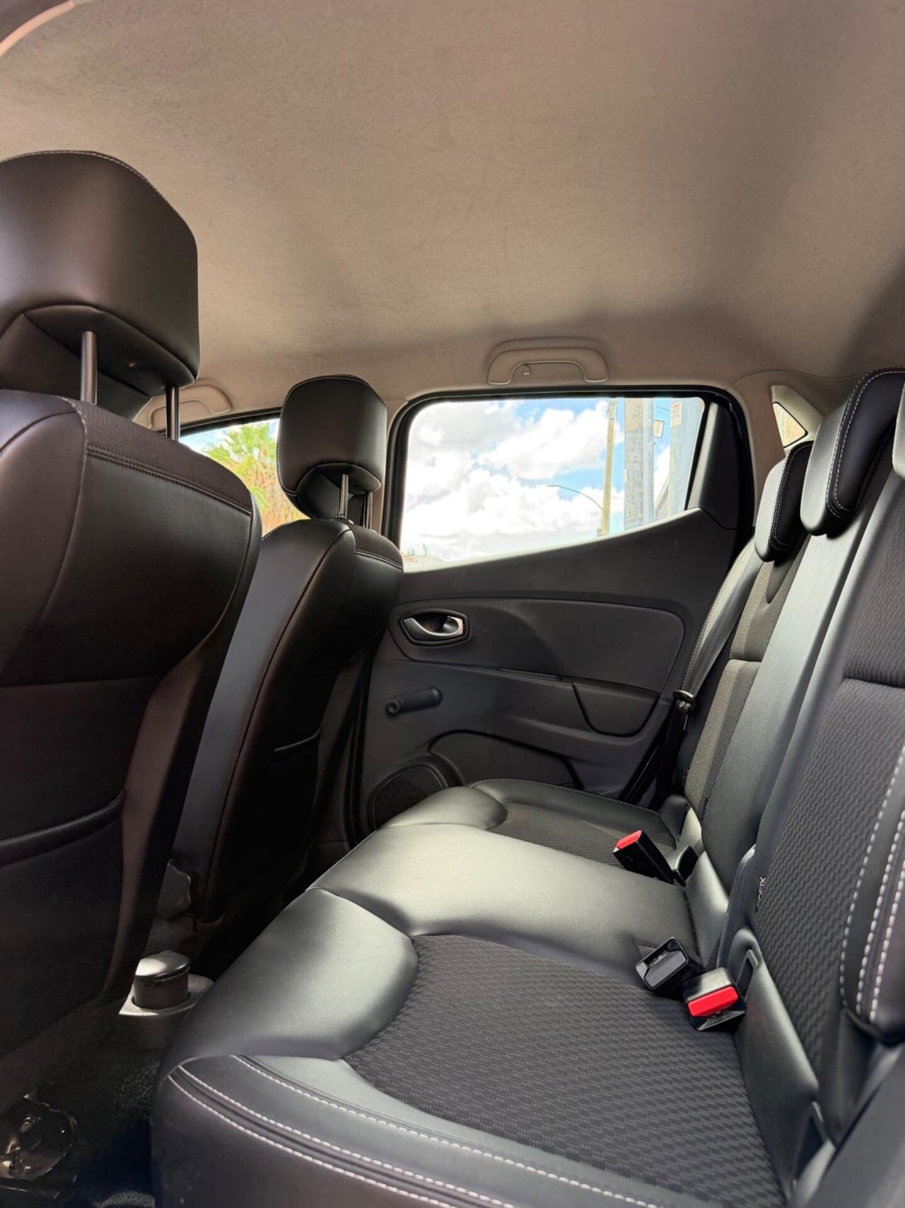 Renault Clio 1.5 dCi 75 CV Duel-2018/LED/NAVI