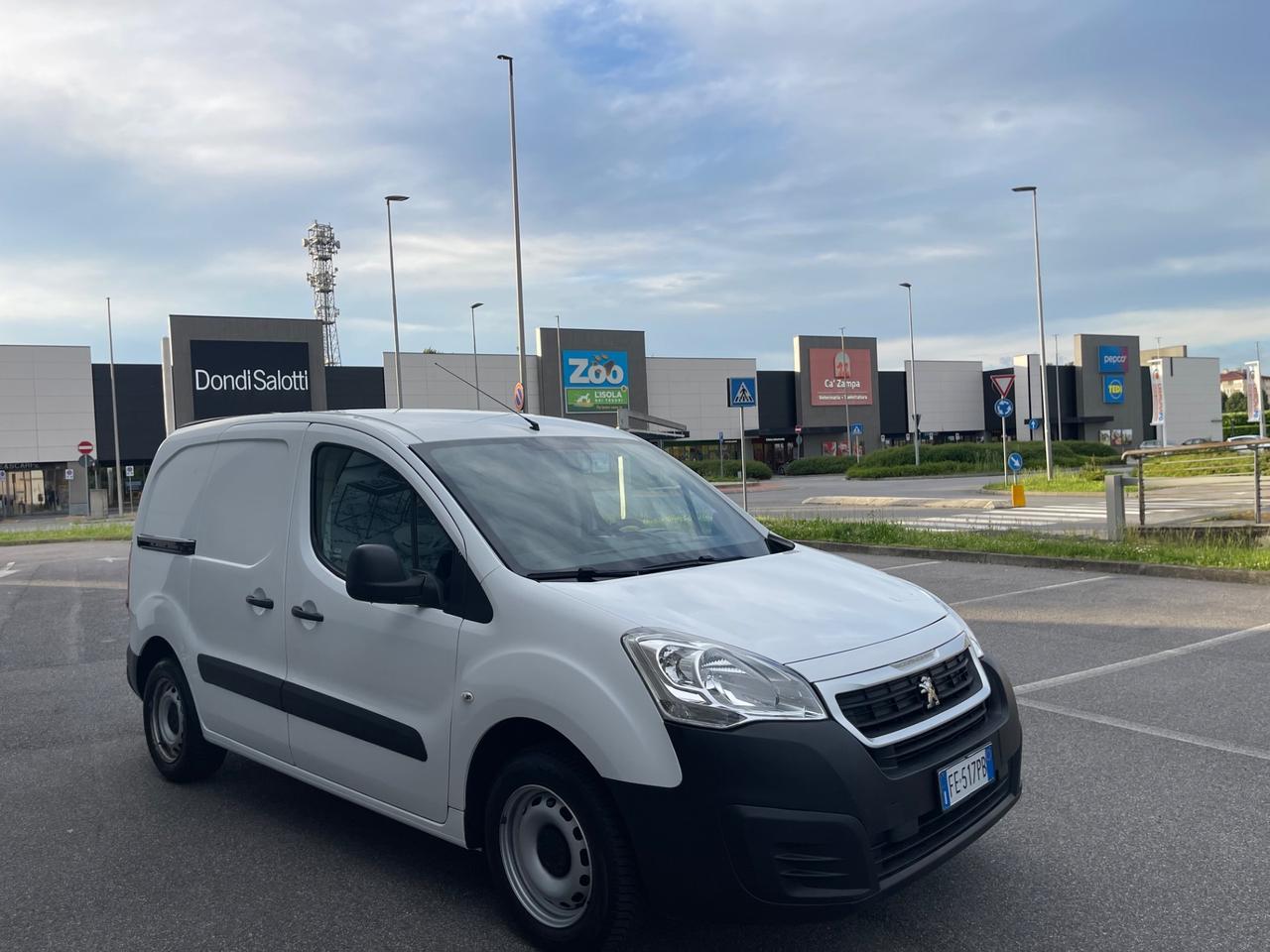 Peugeot Partner Tepee BlueHDi 75 Active