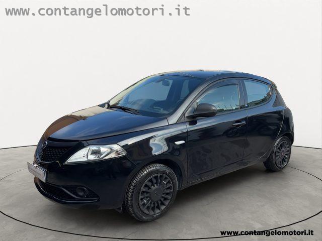 LANCIA Ypsilon 1.2 69 CV 5 porte S&S Black and Noir