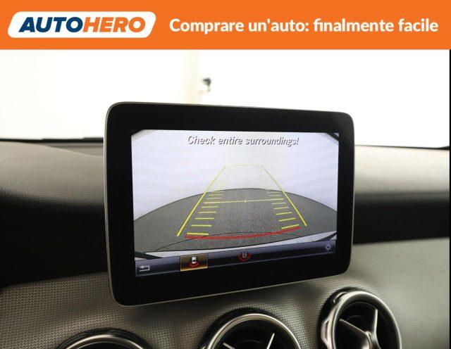 MERCEDES-BENZ GLA 200 d Automatic Sport