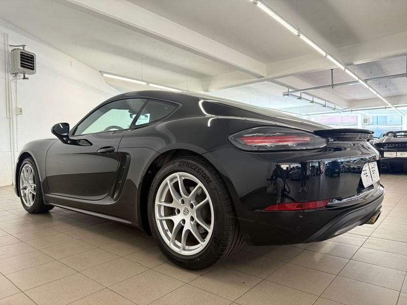 Porsche 718 Cayman
