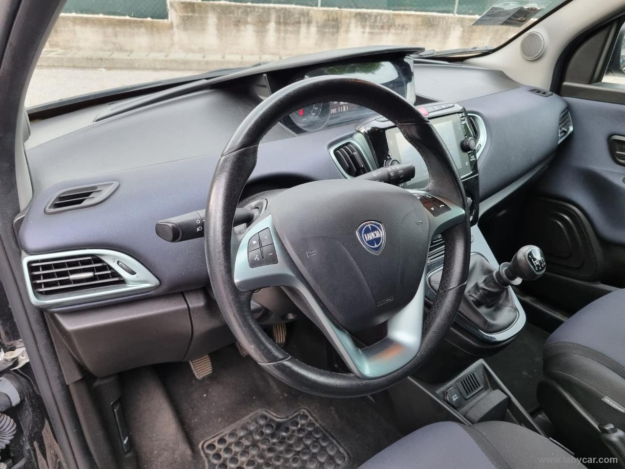 LANCIA Ypsilon 1.0 FireFly 5p.S&S Hyb. Gold Pl.