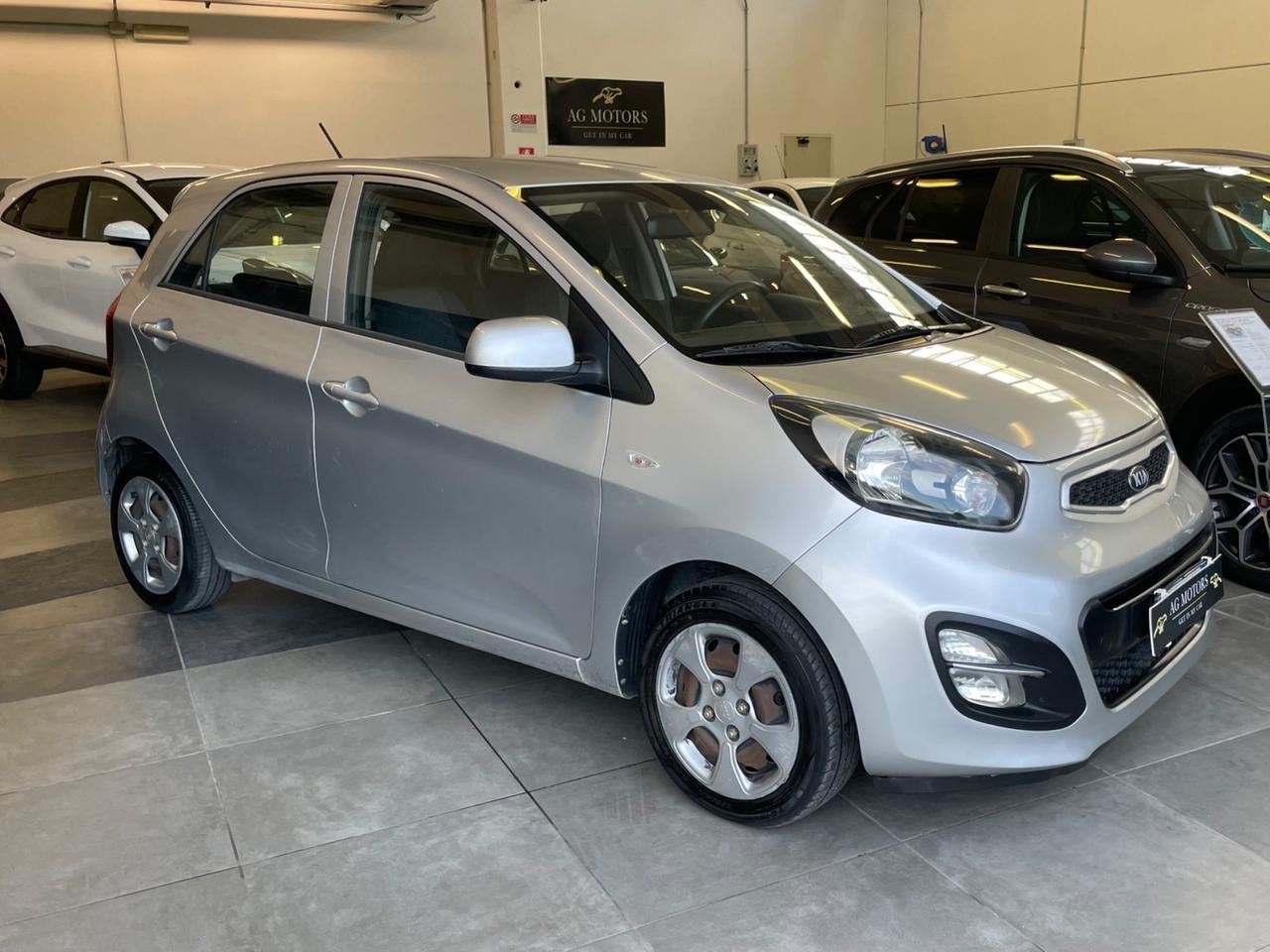 Kia Picanto 1.0 68cv Benz 5 porte Style Neopatentati